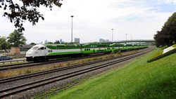 Toronto impulsa su proyecto de Ferrocarril Regional Express