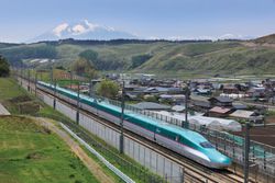 Japn acelera las ampliaciones del Shinkansen