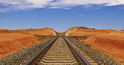 Omn recibe ofertas de once consorcios para la primera fase de su red ferroviaria