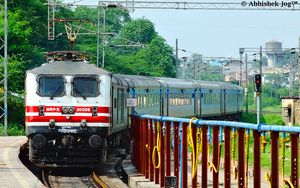 Los Ferrocarriles Indios, licitarn la compra de quince trenes aptos para 200 km/h