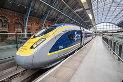Este verano los nios podrn viajar entre Pars y Londres en trenes Eurostar por un euro