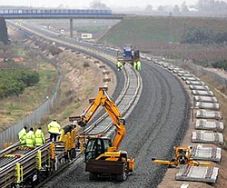 Hasta mayo se licit obra ferroviaria por 338,09 millones de euros