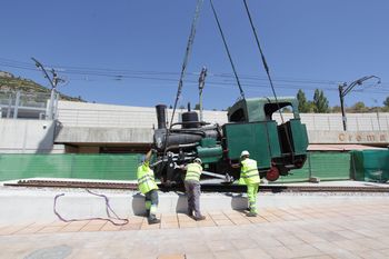 Recuperados la locomotora de vapor Monistrol y un coche sal�n del Cremallera de Montserrat