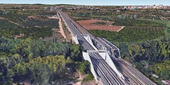 Puesta en tensi�n de la catenaria en el tramo de alta velocidad entre Torrente y J�tiva
