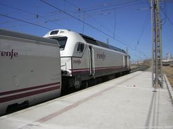 La Variante del Reguern, en servicio entre Murcia y Alicante para trenes de viajeros y mercancas en ancho ibrico