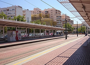 La parada de Pont de Fusta de la línea 4 del tranvía de Valencia permanecerá fuera de servicio en agosto