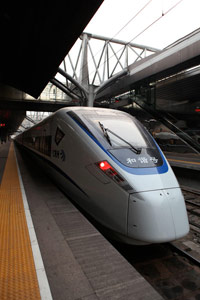 En junio los trenes de alta velocidad en China circular�n regularmente a 380 km/h 