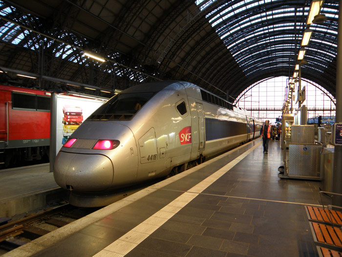 Un TGV a punto de partir hacia Francia desde esta terminal alemana