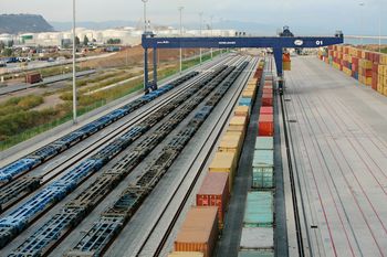 Los actores logsticos catalanes proponen seis medidas para relanzar el transporte ferroviario de mercancas