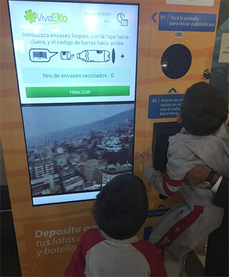 Campaa de reciclaje de plsticos de Metro Valparaso