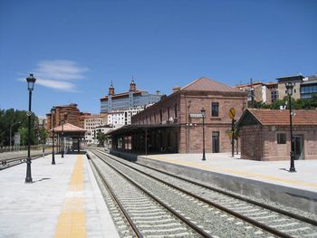 Adjudicada la adaptaci�n de cuatro estaciones de la l�nea Sagunto-Teruel-Zaragoza a trenes de mercanc�as de 750 metros