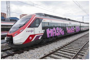 Renfe ha gastado hasta septiembre 11 millones de euros en la limpieza de grafitis en sus trenes