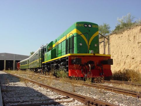El Caspolino se suma a la oferta de trenes turísticos de FGC
