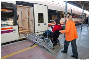 Las estaciones de Valdepe�as, Torrelavega y Zum�rraga ya disponen del servicio Renfe Atendo