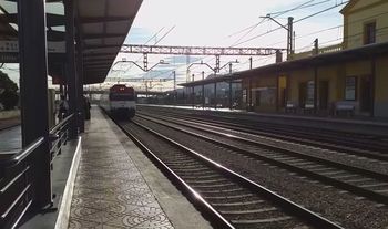 Adjudicadas las obras para completar la implantaci�n del ancho mixto en el tramo Valencia-Castell�n