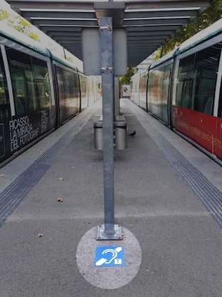 El Tranv�a de Barcelona instala bucles magn�ticos en las paradas