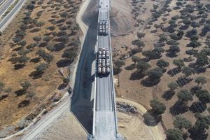 Pruebas de carga en el viaducto del tramo Estacin de Plasencia Plataforma-Ramales de conexin