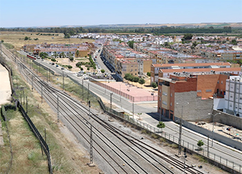 Adjudicada la construcci�n de un paso inferior en el municipio sevillano de Lora del R�o