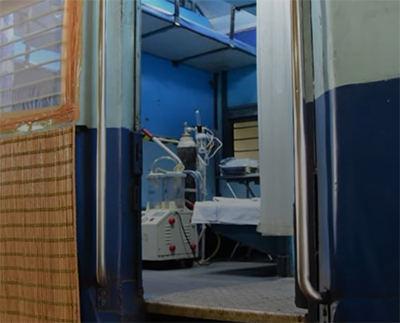 Los Ferrocarriles Indios convierten coches en salas de aislamiento
