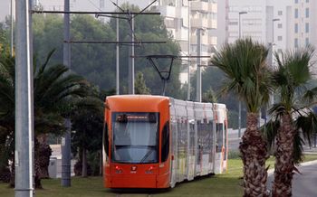 FGV licitar� el mantenimiento de la catenaria, subestaciones y estaciones del tranv�a de Alicante