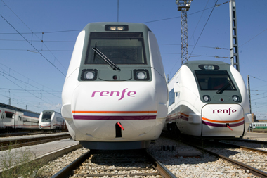 Aprobados los criterios para autorizar nuevos servicios ferroviarios que compitan con los de media distancia y de cercan�as de Renfe