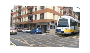 Mejora de la protecci�n de dos pasos a nivel en el municipio de vizca�no de Zalla