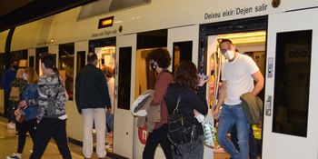 Instalaci�n de nuevas escaleras mec�nicas en seis estaciones de Metrovalencia