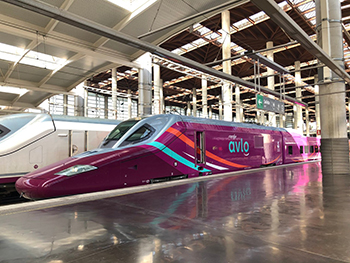 Presentados los nuevos trenes Avlo de Renfe 