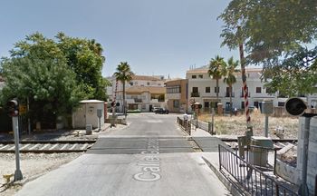 Convenio entre Adif y el Ayuntamiento de Ronda para la supresi�n de un paso a nivel