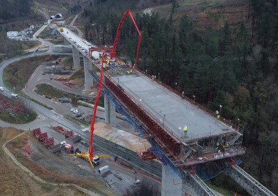 Construction of the Bergara Junction, the convergence point of the three high speed rail branches from Bilbao, San Sebasti�n, and Vitoria