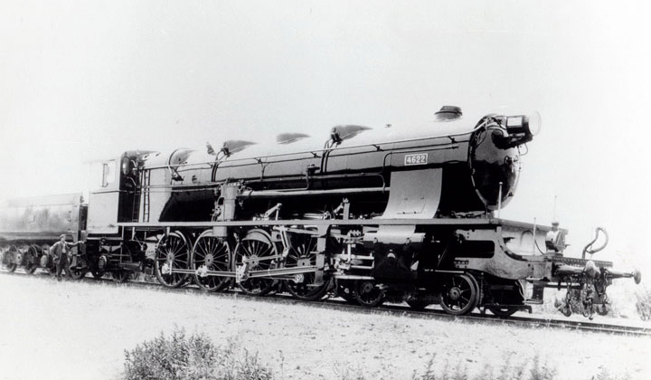 Fotografa de fbrica de una locomotora de la serie 4600, de vapor recalentado y doble expansin, construida en Vizcaya por Babcock & Wilcox para la Compaa del Norte.